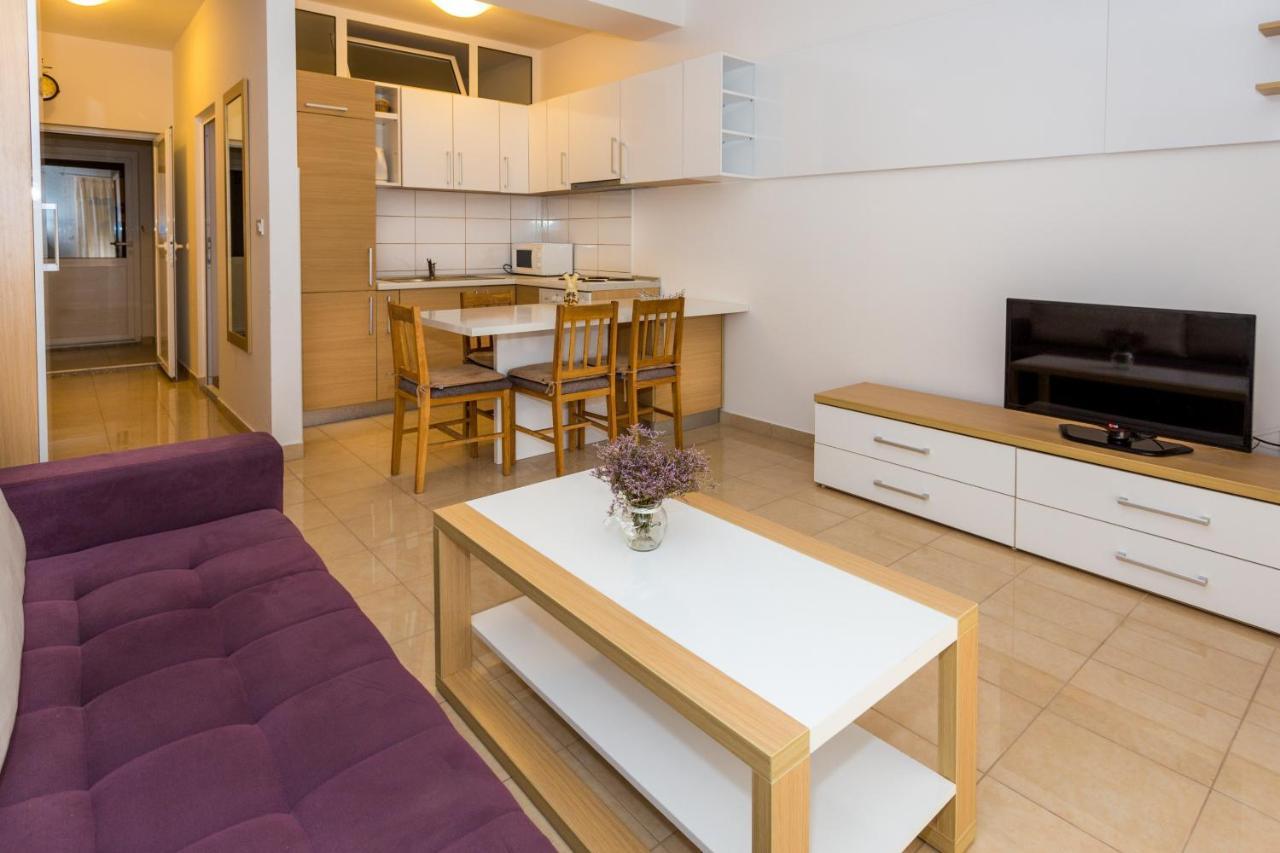Holiday Home Komarna Luaran gambar