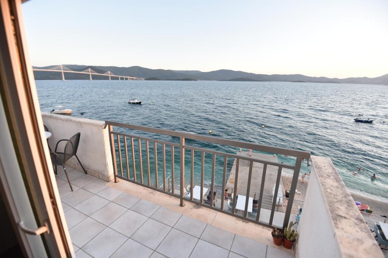Holiday Home Komarna Luaran gambar