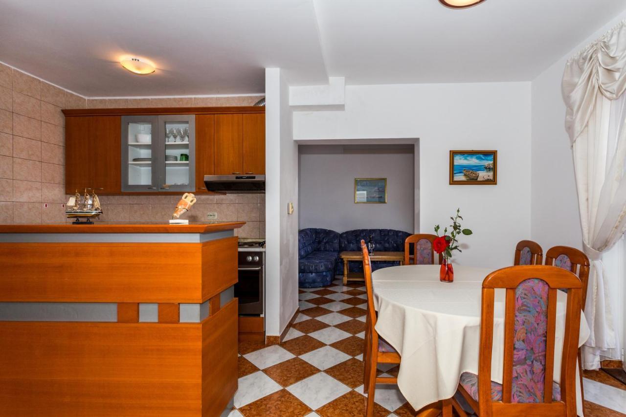 Holiday Home Komarna Luaran gambar