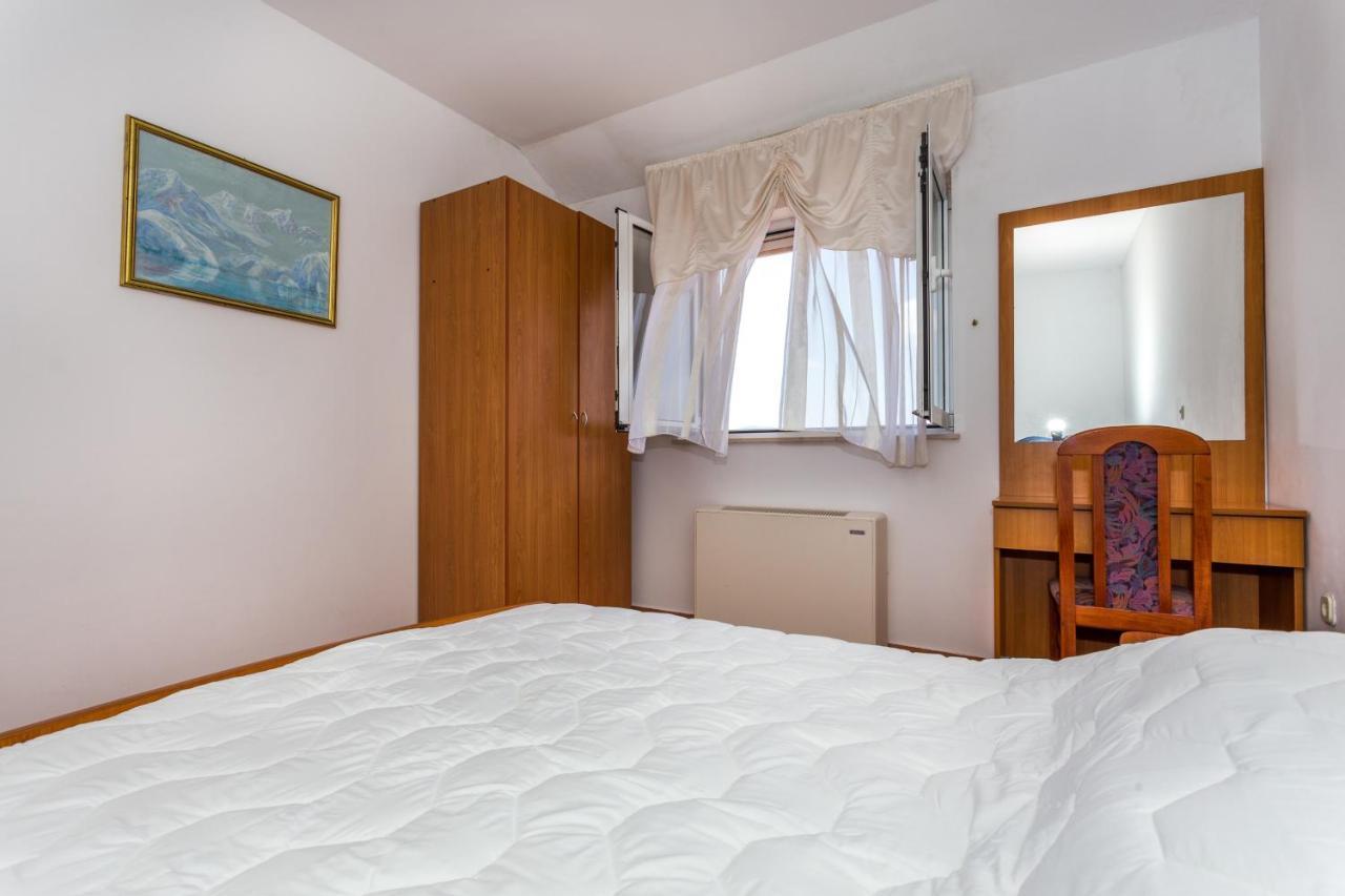 Holiday Home Komarna Luaran gambar